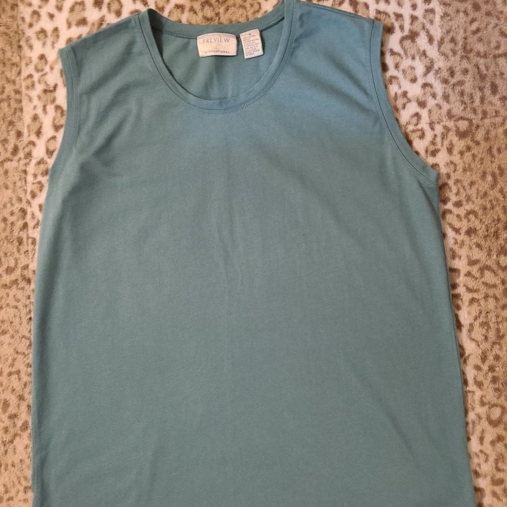 Ladies Sleeveless Tee Shirt